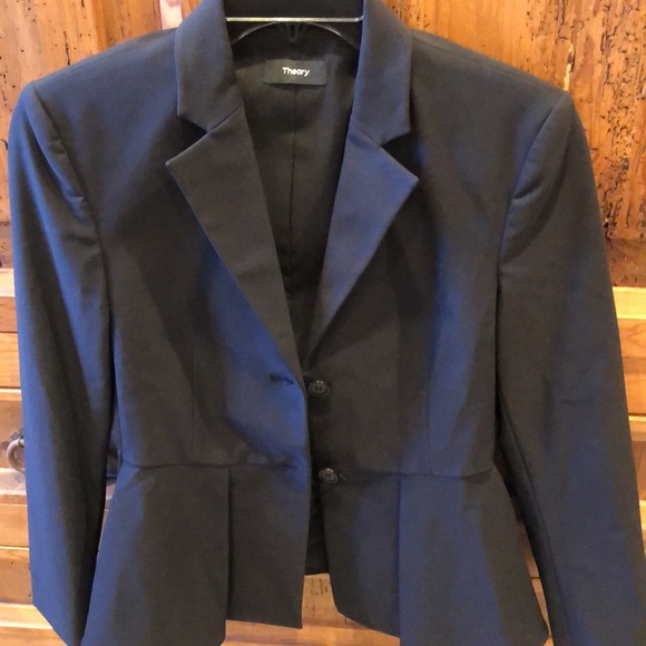 THEORY PARTIAL PLEATED BLACK BLAZER - Picture 7 of 7